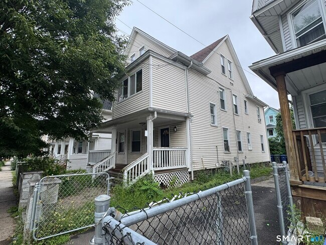 Building Photo - 799 Capitol Ave