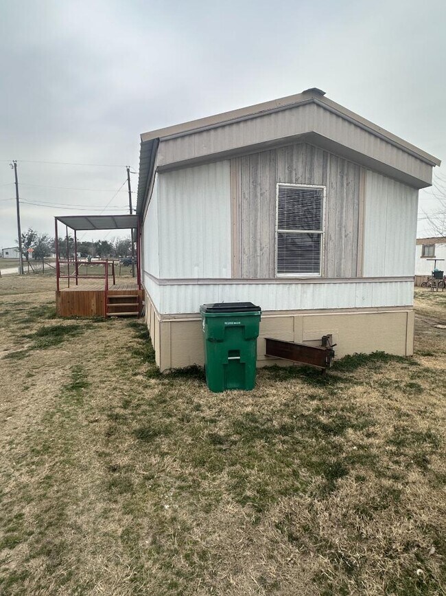 Foto del edificio - 150 Private Road 1610