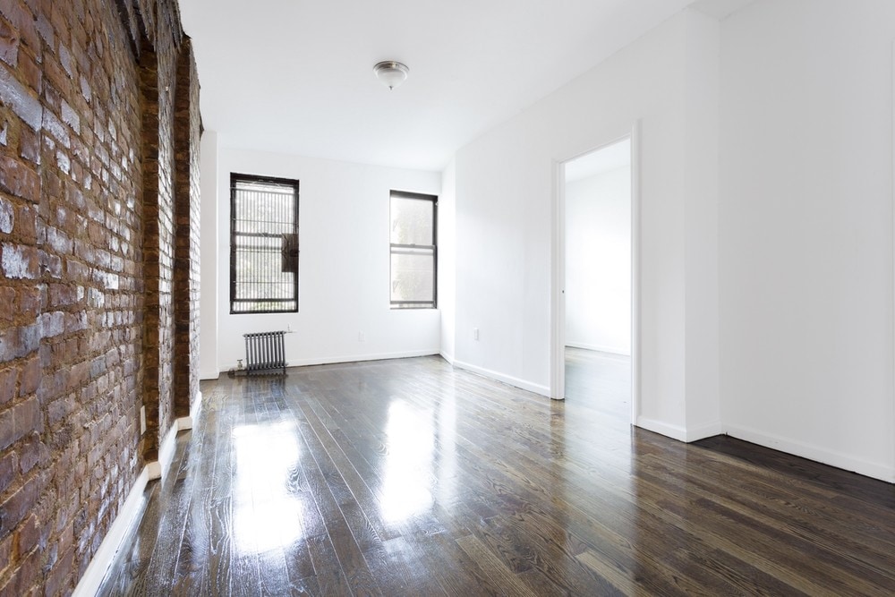 Primary Photo - 111 St Marks Pl