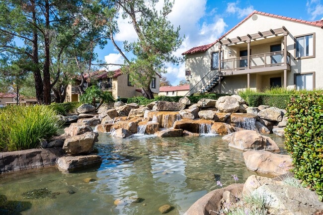 Villa La Paz Apartment Homes