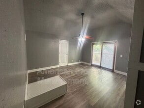 Building Photo - 7050 E 71st Ct