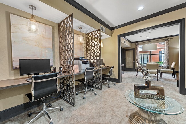 Building Photo - Allura Las Colinas