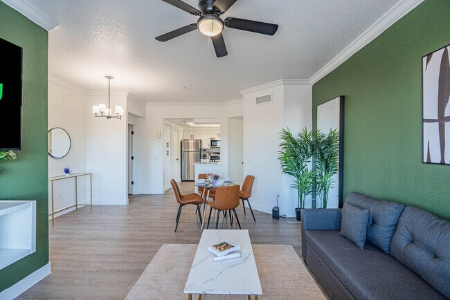 Foto del edificio - 2155 S 55th St