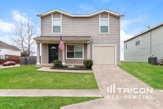 Building Photo - 1601 Vineridge Ln