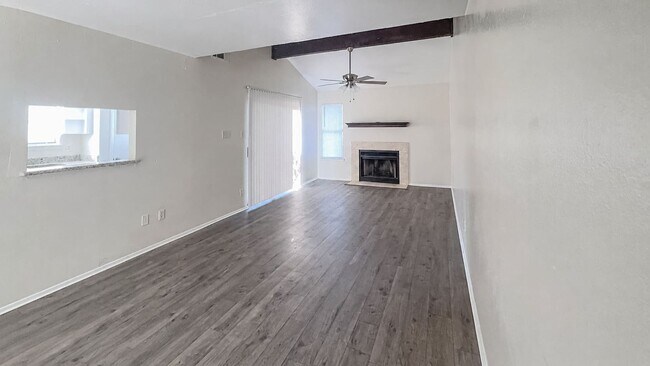 Foto del edificio - 1224 Westway Cir