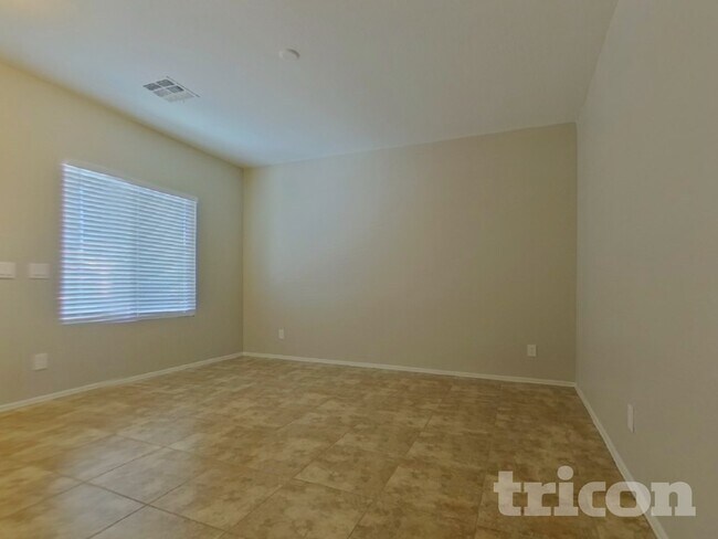 Building Photo - 7044 W Branham Ln