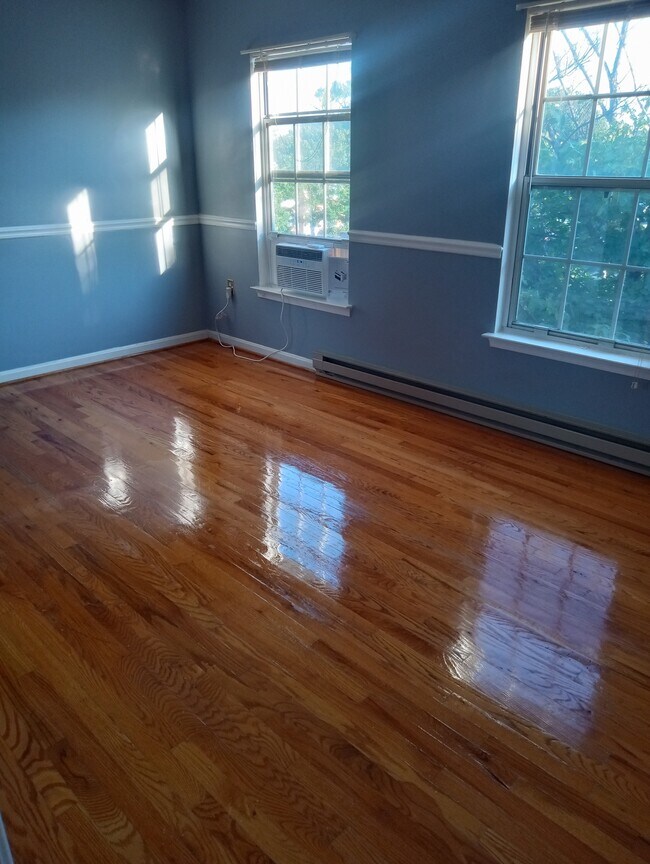 Foto del edificio - 238 Waterford Ln