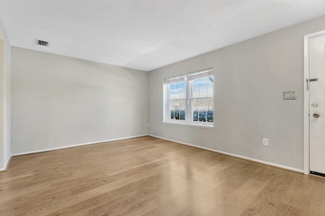 Building Photo - 12127 Purple Sage Ct