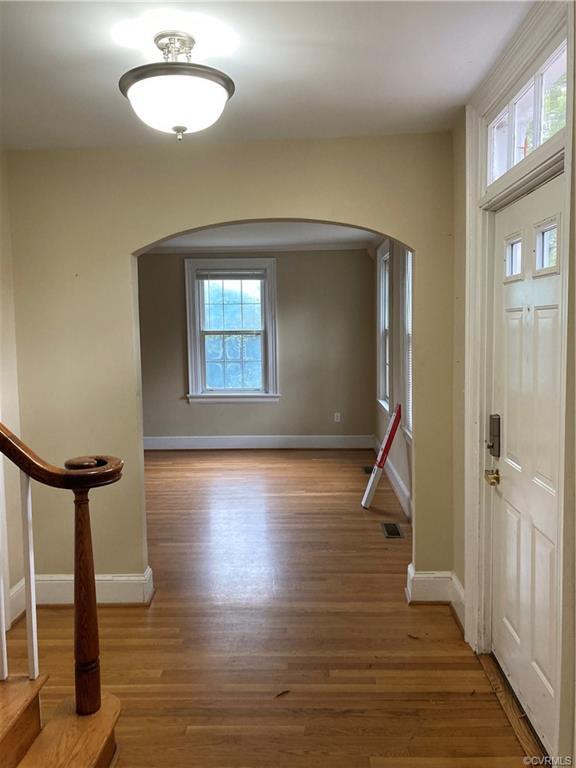 Foto del edificio - 7327 Hermitage Rd