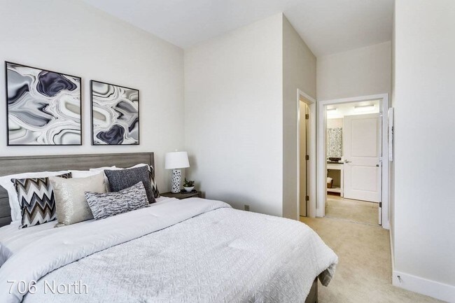 Foto del edificio - 706 N Washington St