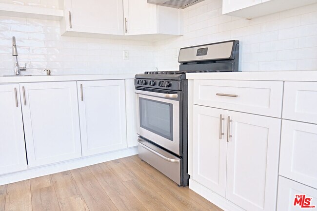 Foto del edificio - 842 11th St