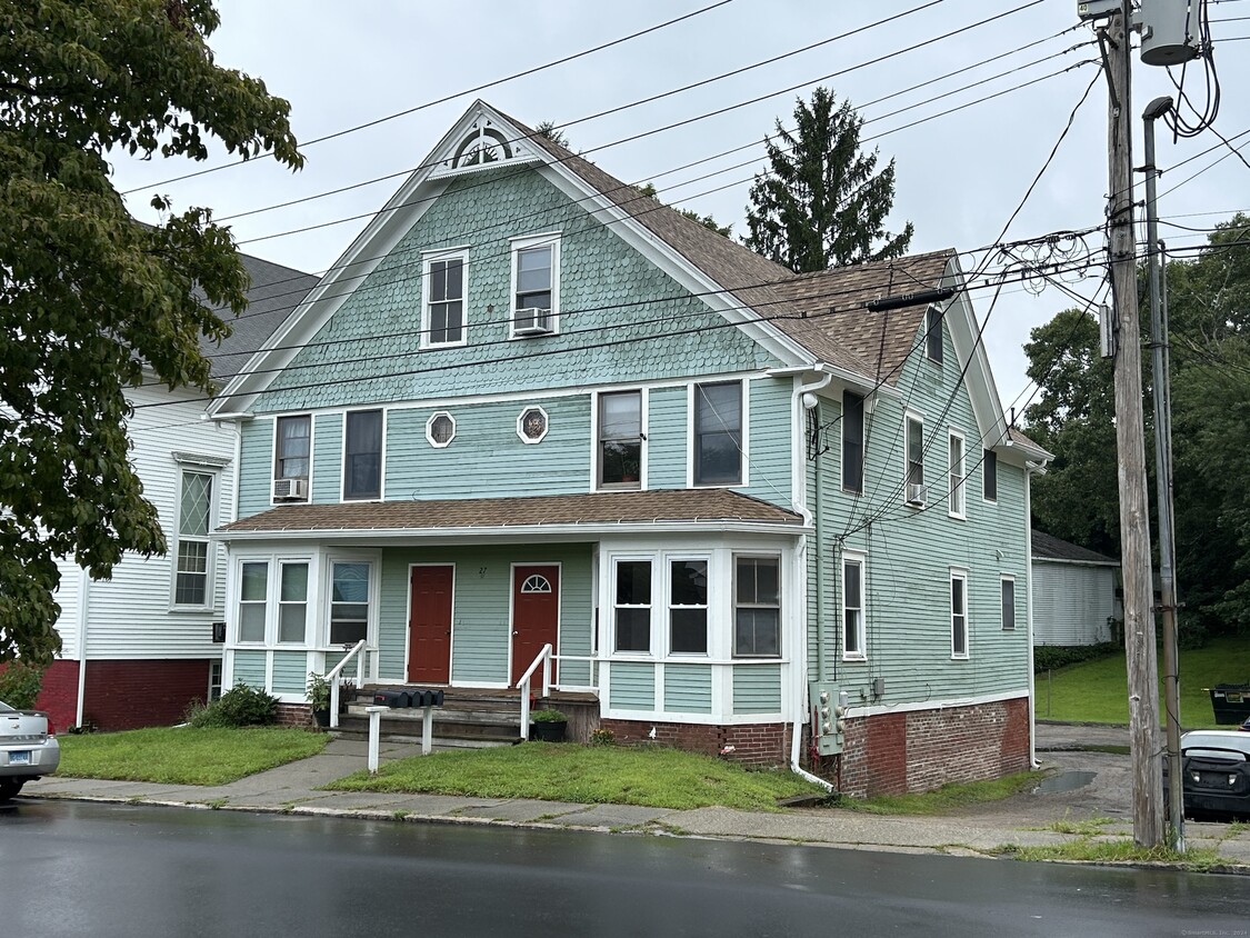 Primary Photo - 27 Soule St