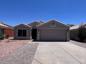 Building Photo - 1339 W Mesquite Ave