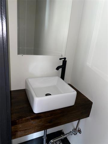 Building Photo - 436 Dalzell St