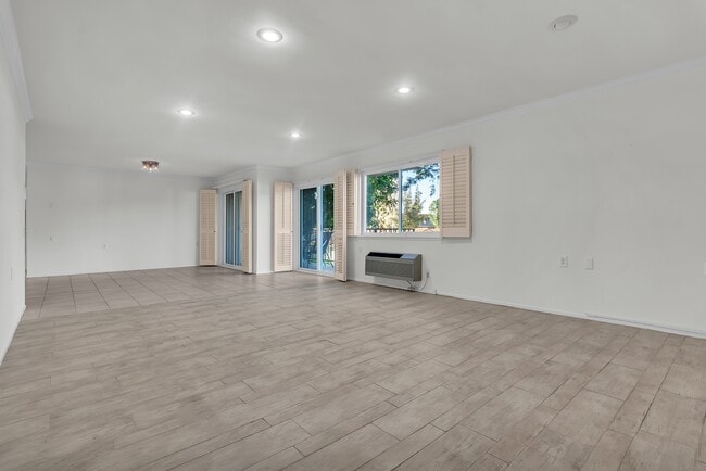 Building Photo - 2370 Via Mariposa W