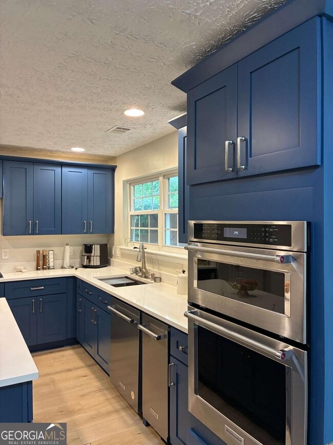 Foto del edificio - 117 Holly Mill Village Dr