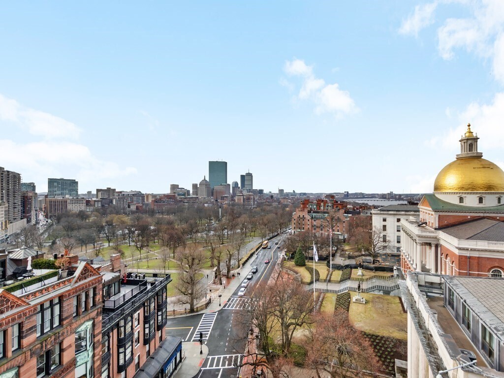 Foto principal - 21 Beacon St