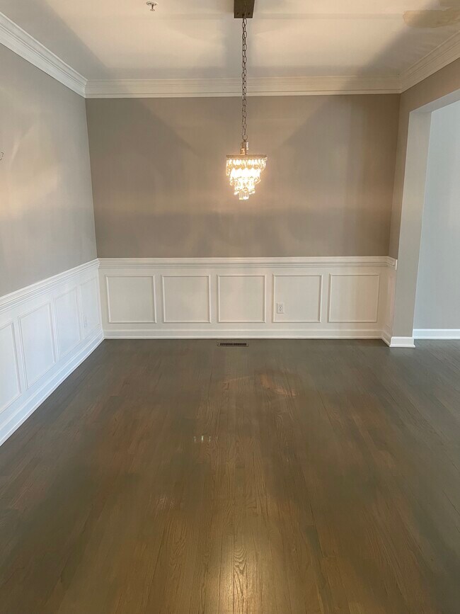 Building Photo - 113 Towne Ridge Ln