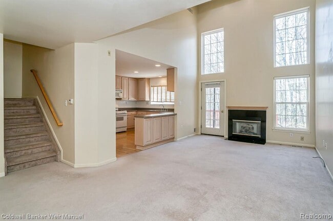 Building Photo - 41615 Glade Rd