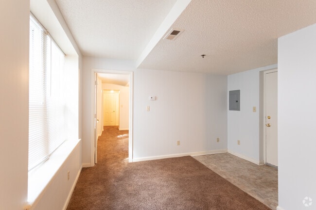 1BR,1BA - Elora Gardens Lynchburg
