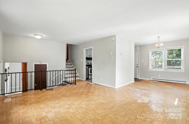 Foto del edificio - 701 Gaywood Dr