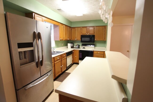 Building Photo - 3 BR 2 Bath house in Cul-de-sac in Auburn
