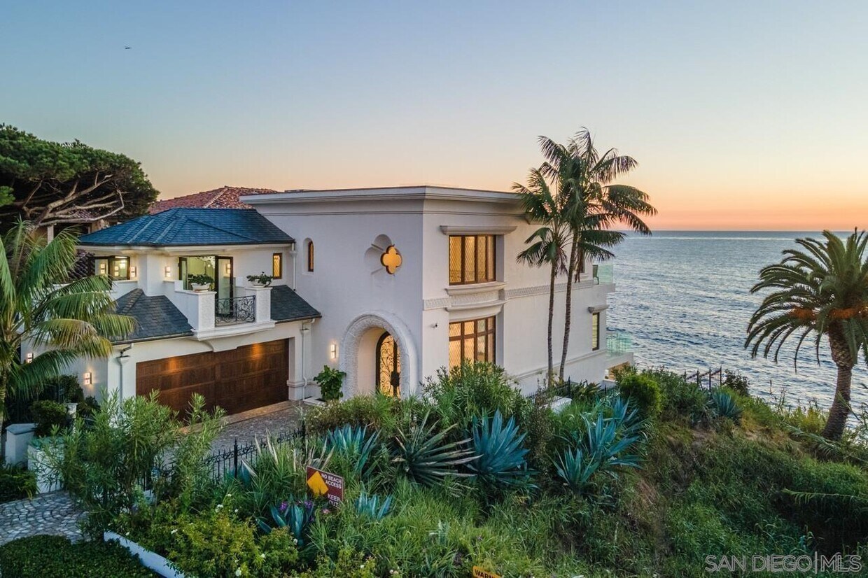 5850 Camino De La Costa, San Diego, CA 92037 House Rental in San