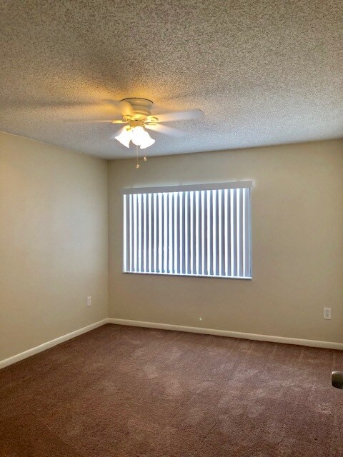 Foto del edificio - 12322 Fox Hound Ct