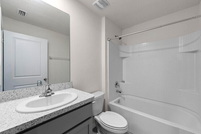 Foto del edificio - 13692 Thimbleberry Dr