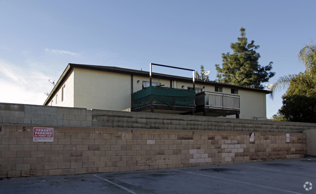 Foto del edificio - 1415 W Stoneridge Ct