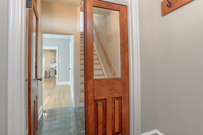 Building Photo - 1232 Lafayette St