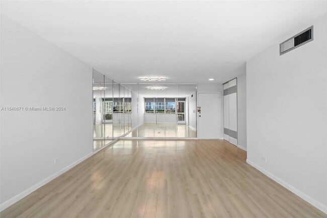 Foto del edificio - 250 174th St