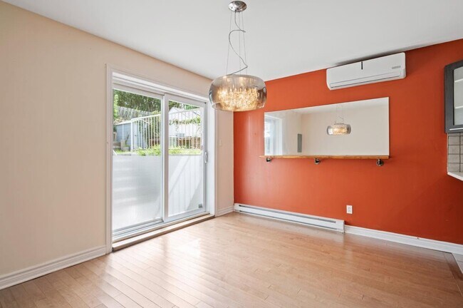 Building Photo - 254 Rue Des Myosotis
