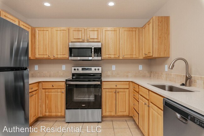 Building Photo - 4 br, 2.5 bath House - 9672 W Rustica Drive