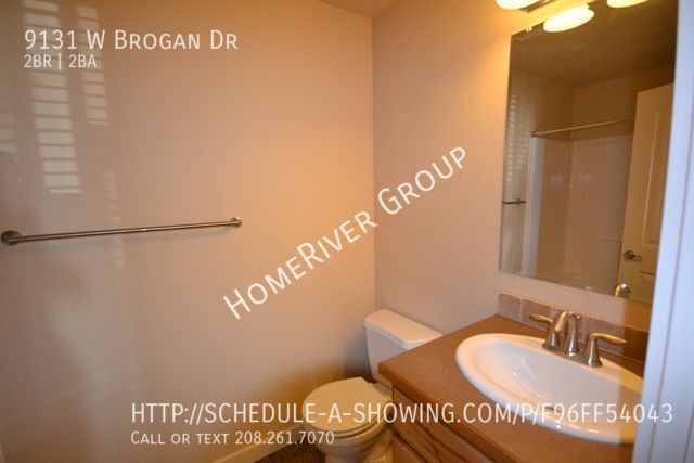 Foto del edificio - 9131 W Brogan Dr