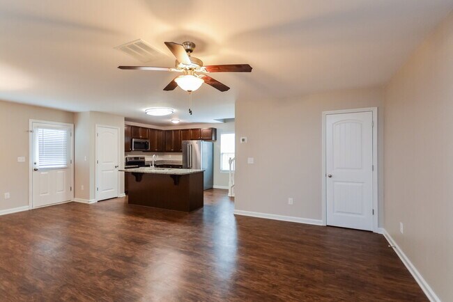 Foto del edificio - 255 Eagles Pkwy