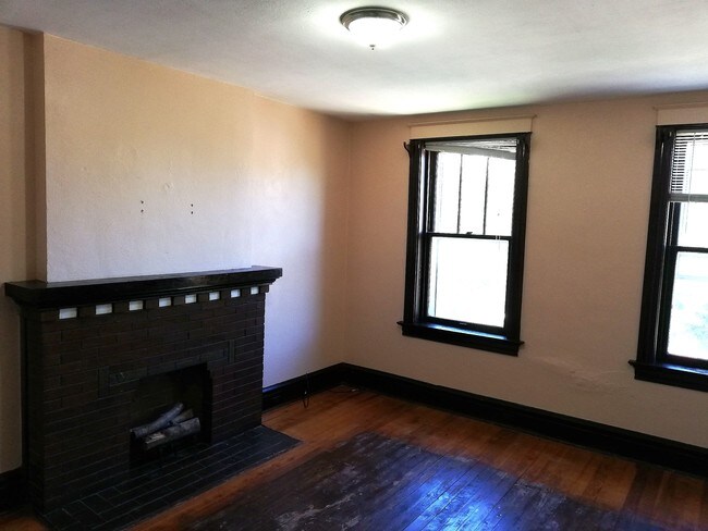 Building Photo - 5228 Louisiana Ave