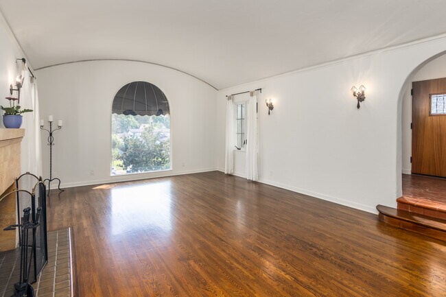 Foto del edificio - 2041 Fair Oaks Ave