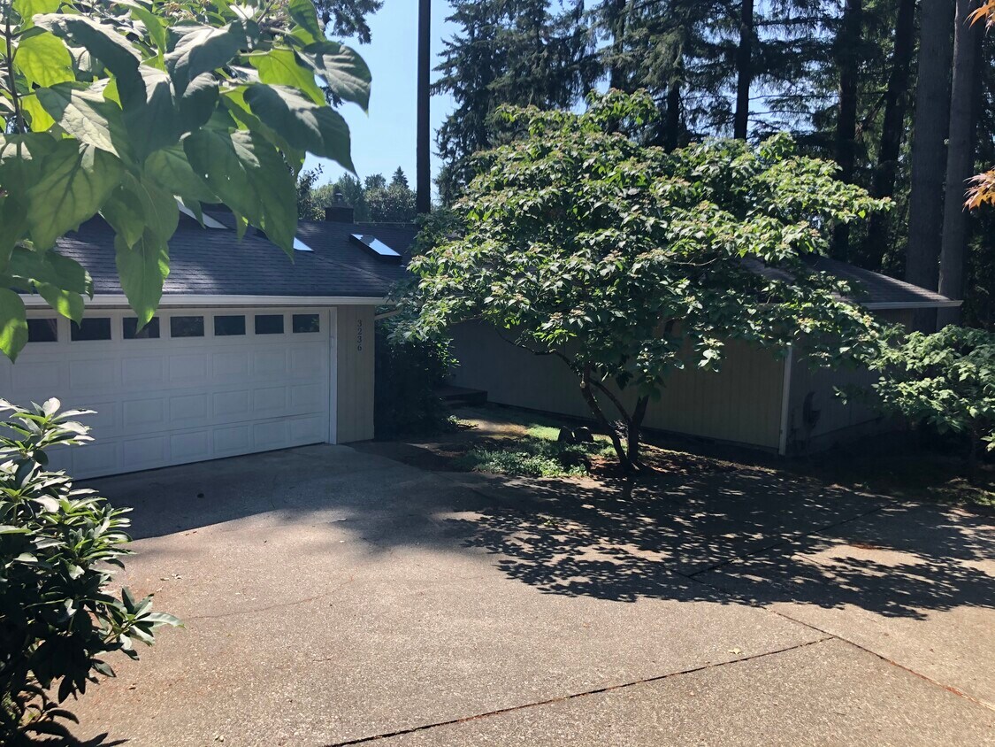 3236 Centerwood Ct SE, Olympia, WA 98501 House Rental in Olympia, WA