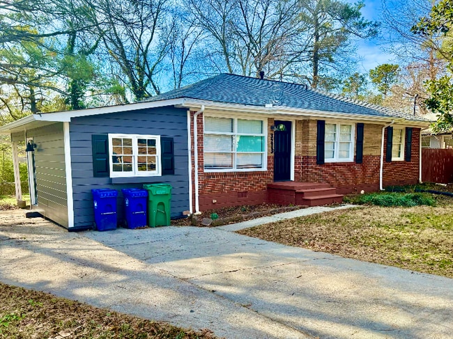 Photo - 3213 Beech Dr House