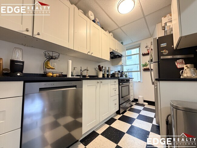 Foto del edificio - 241 Winchester St
