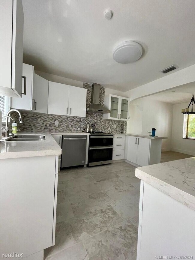 Foto del edificio - 3 br, 2 bath House - 1455 Normandy Dr