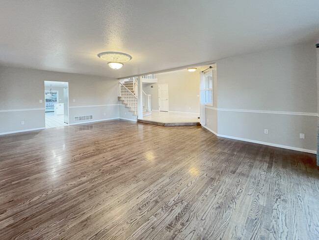 Formal Dining - 9927 Prairie Falcon Ct