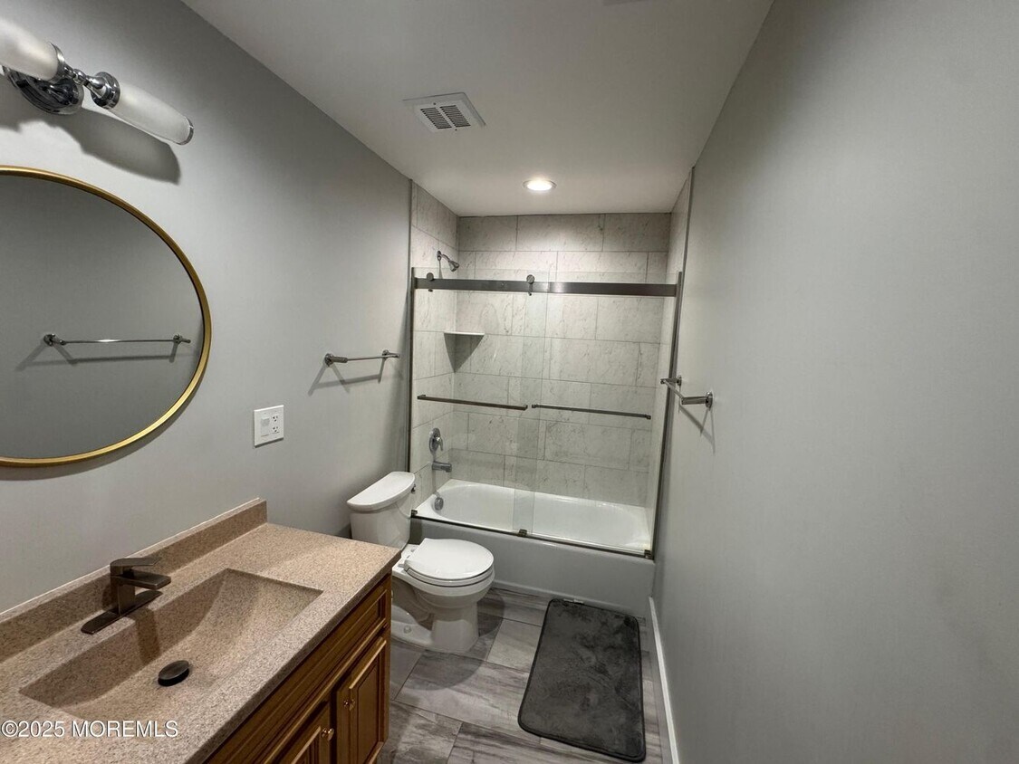 Foto principal - 273 16th Ave