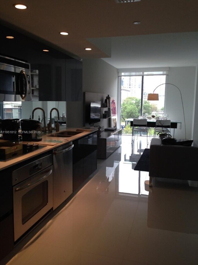 Foto del edificio - 31 SE 6th St