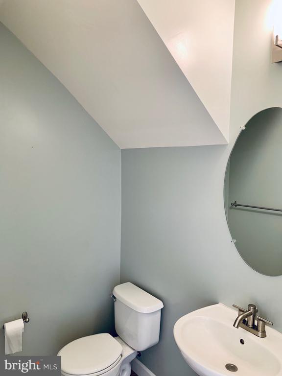 Foto del edificio - 6149 Stonehenge Pl