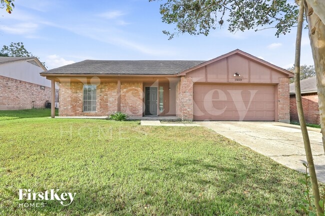 Building Photo - 13223 Lake Breeze Ln