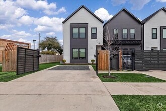 Building Photo - 5203 Texas St