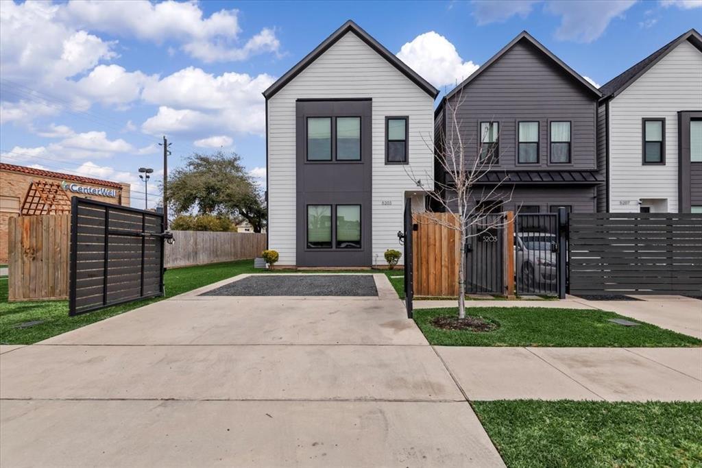Primary Photo - 5203 Texas St