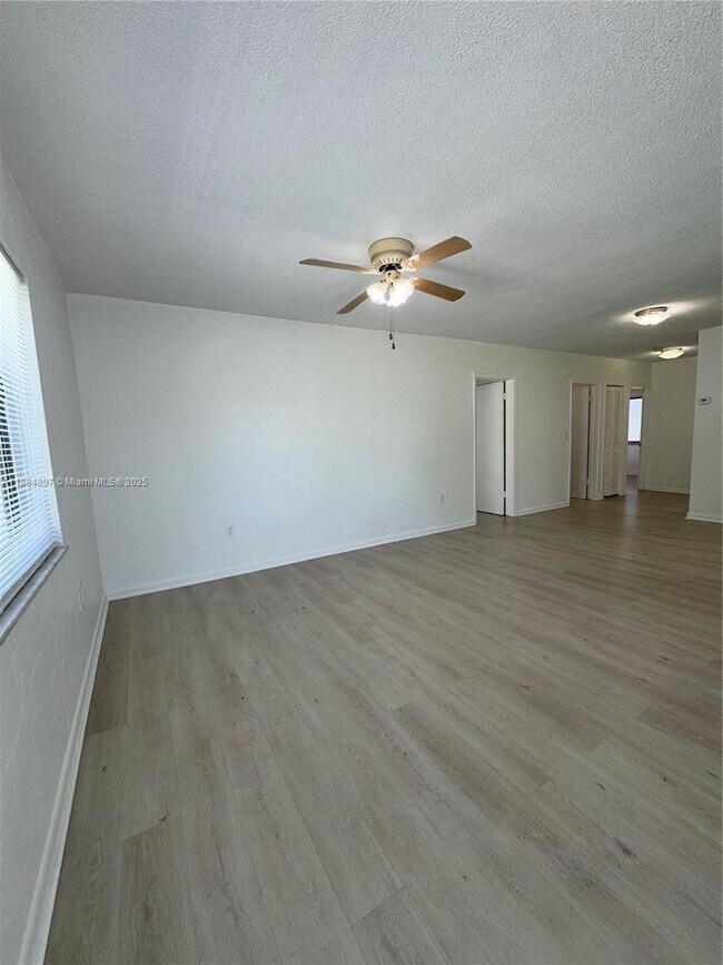 Foto del edificio - 3633 SW 5th Terrace